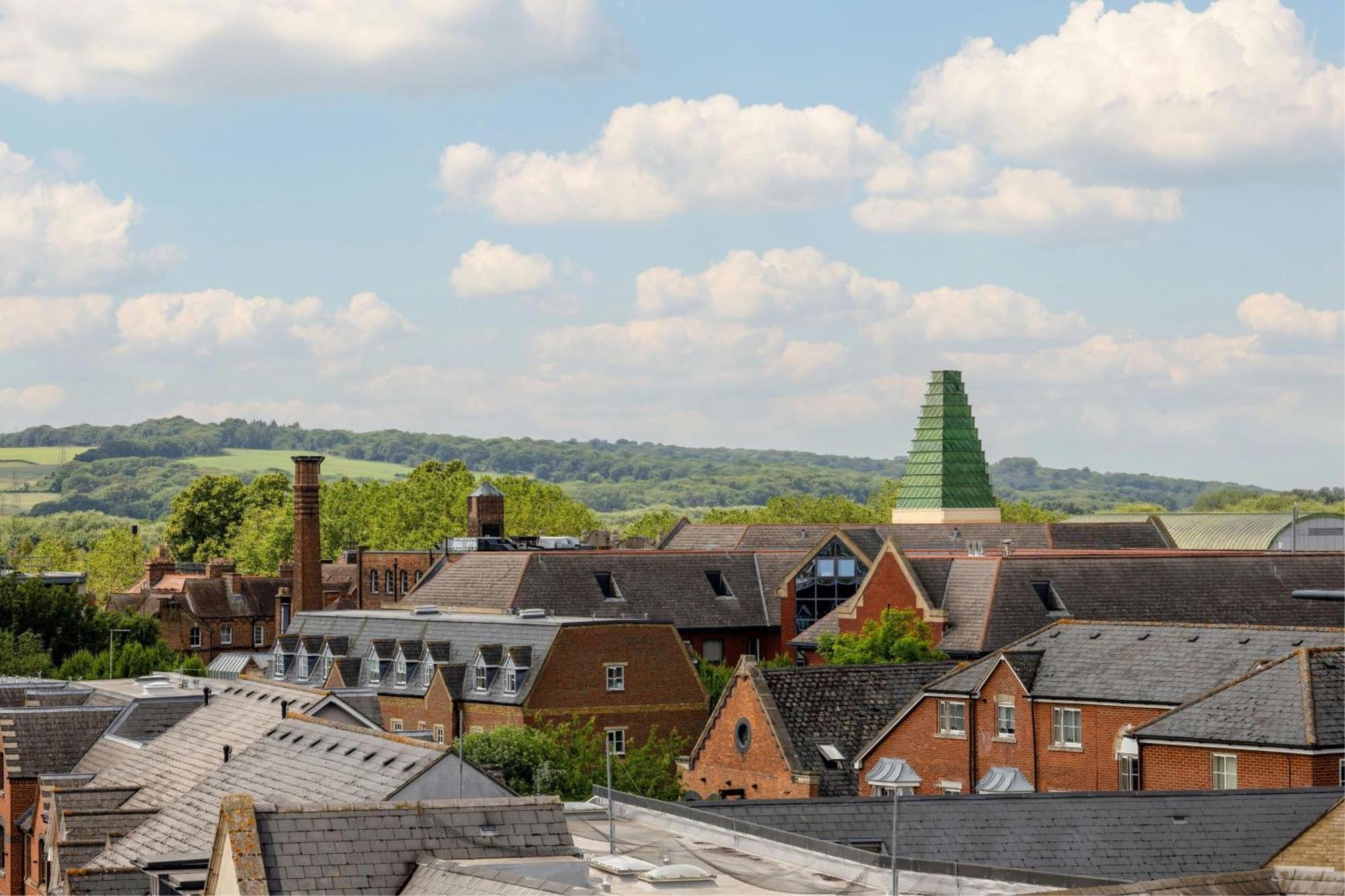Courtyard By Marriott Oxford City Centre Экстерьер фото